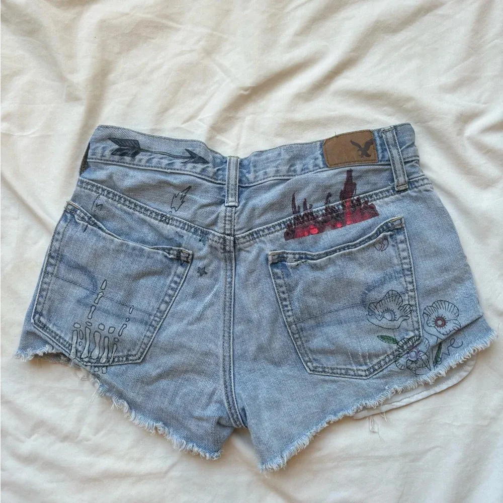 Outfitters ripped distressed doodle festival shorts - Image 2