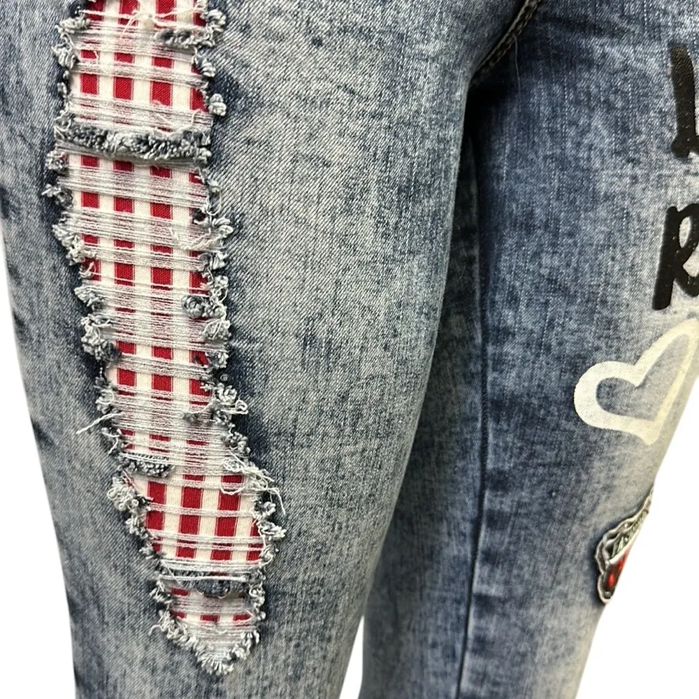 Paris Collection Patchwork Distressed Mid Rise Raw Hem Ankle Crop Blue Jeans 3 Size undefined - Image 6