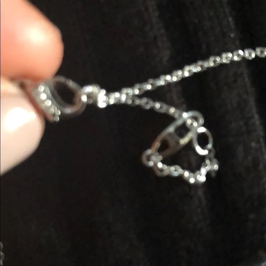 Gorgeous Nadri necklace and earrings set Silver - Image 9