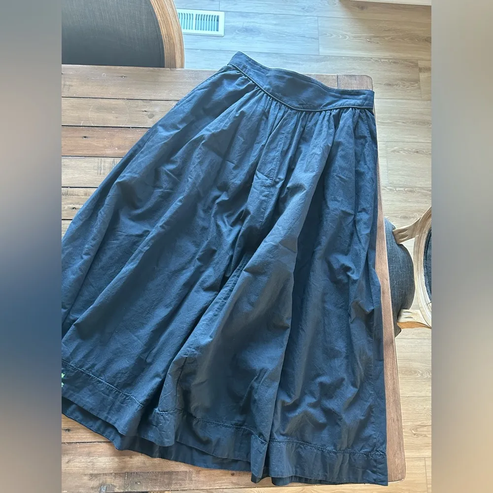 Lilla P Yoke Cotton Skirt Black - Image 4