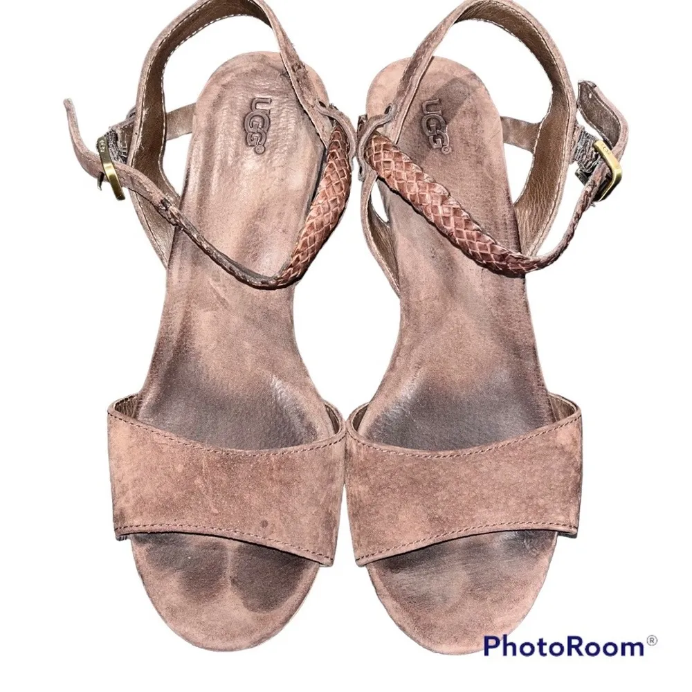 UGG  D’Alessio Brown Leather Wedge Sandals - Image 2