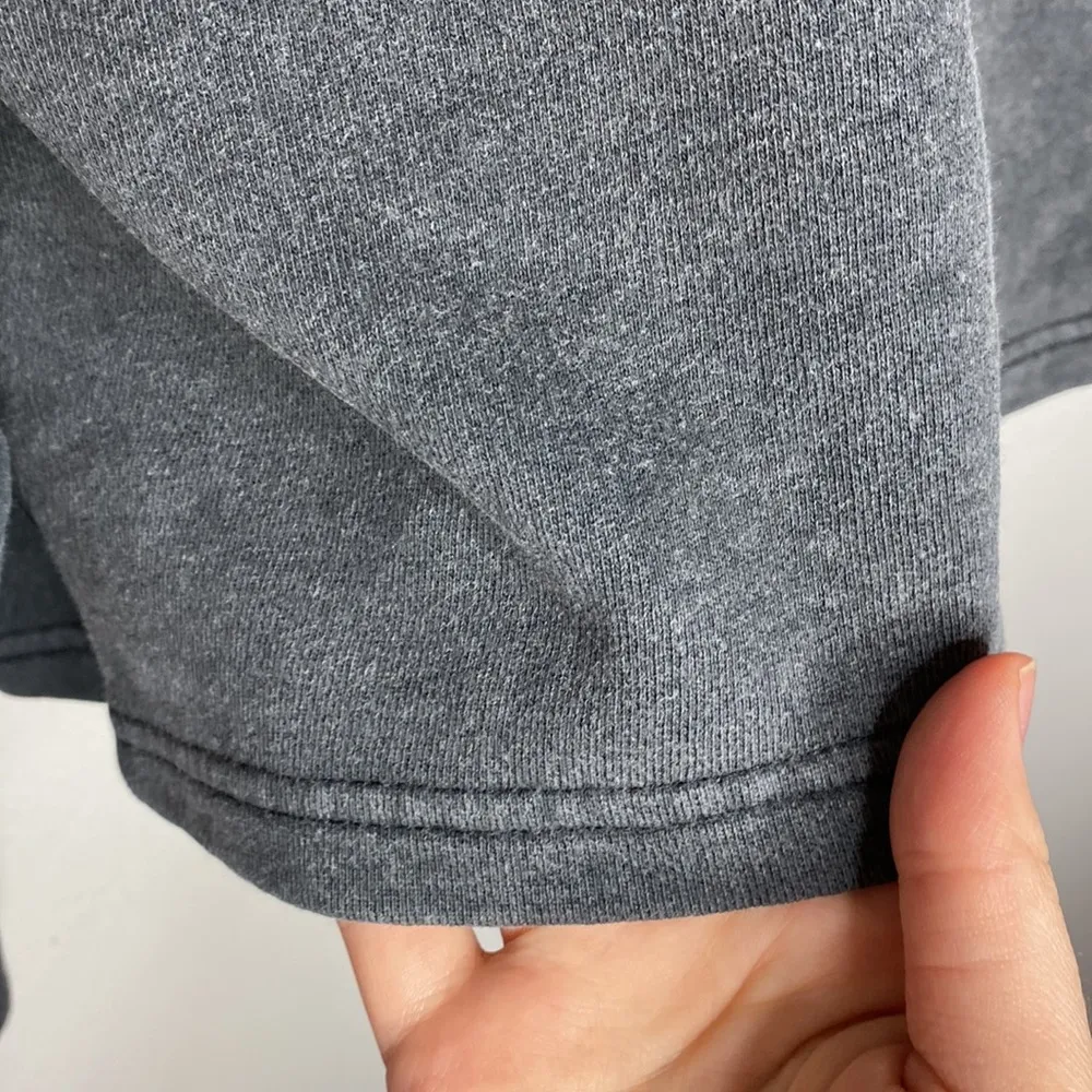 7 for all mankind acid wash charcoal ruffle sleeve cropped boxy sweatshirt sz M - Image 9