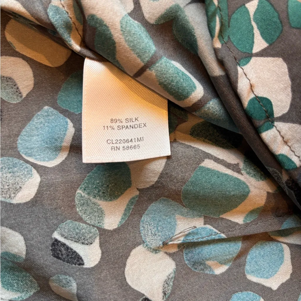 Classiques Entier Size M Silk Blend Ruffle V-Neck Top Teal Gray Abstract - Image 6