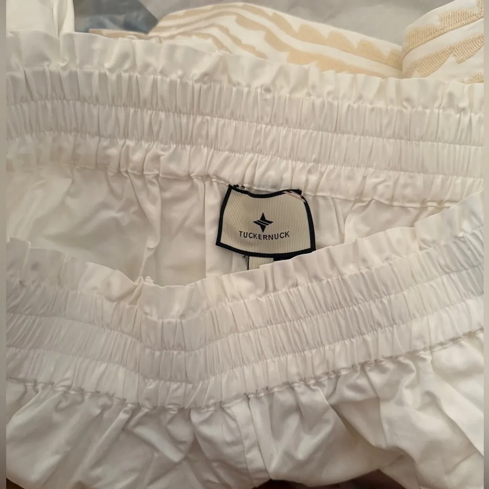 Tuckernuck Alex White Embroidered Shorts Size L NWT Cotton High Waist Boho Chic - Image 5