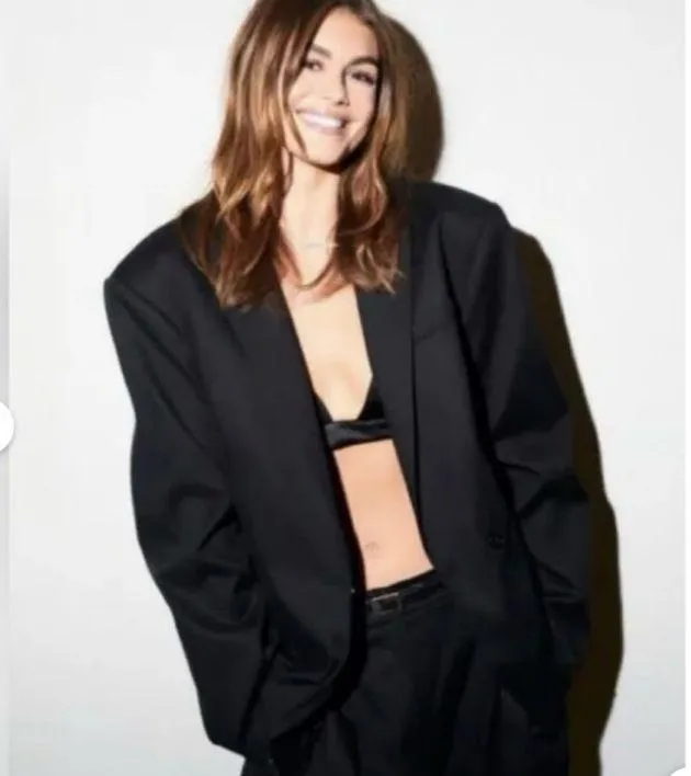 Zara x Kaia Gerber collaboration black oversized fit blazer BLACK XS NWT - Image 2