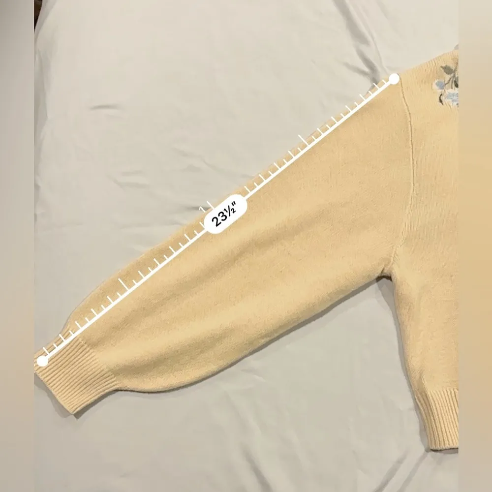 H&M Cream Crew Neck Sweater with Floral Embroidery - Image 9