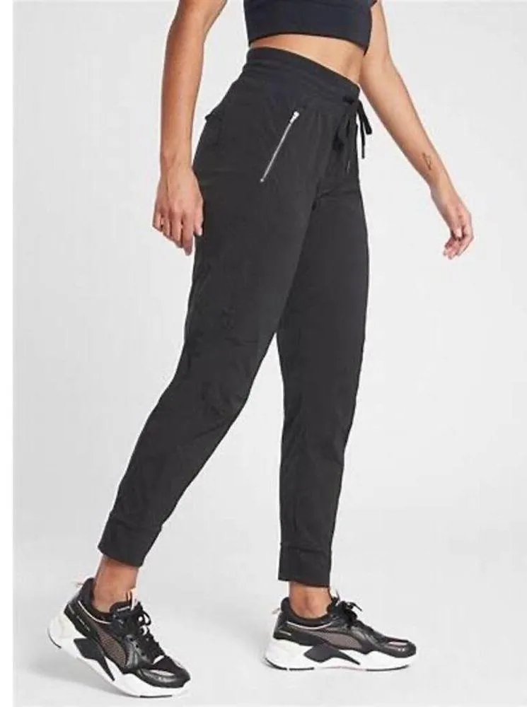 Athleta Trekkie North Black Hiking Athleisure Casual Jogger Pants Size 6 - Image 2