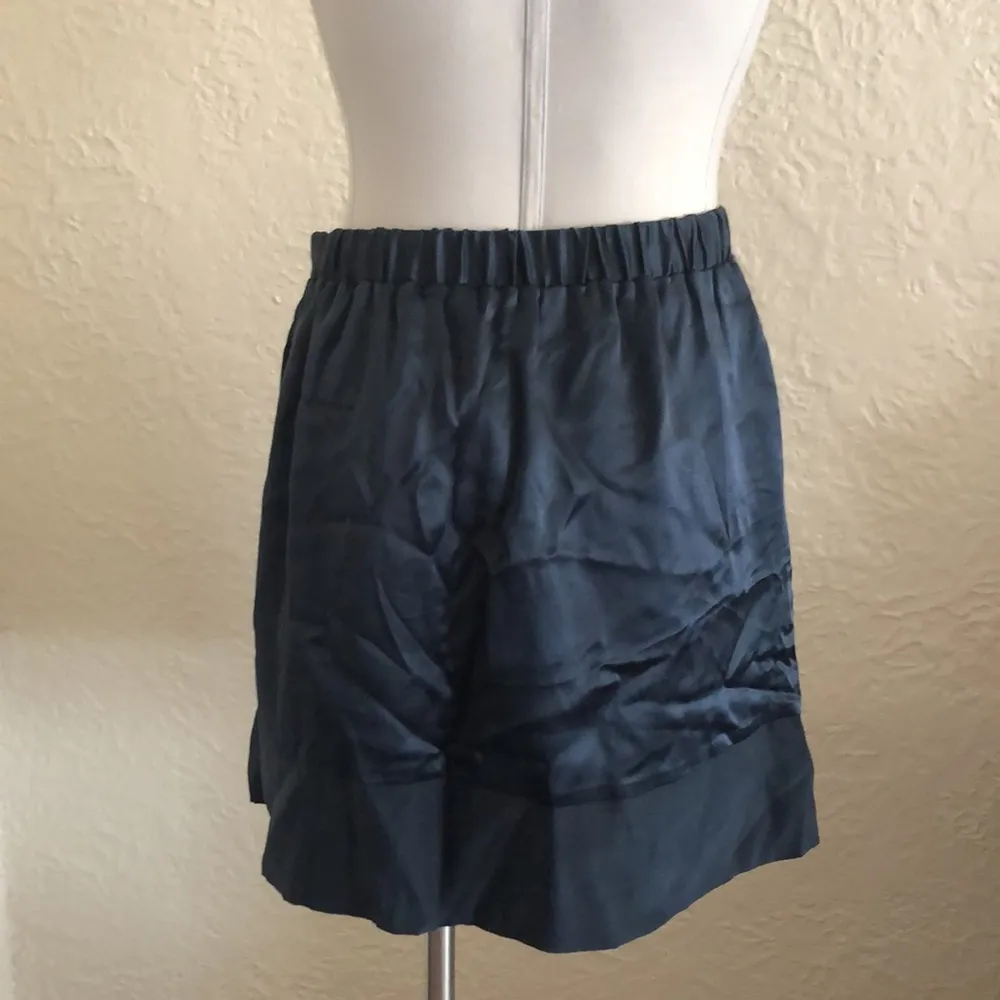Anthropologie Graham & Spencer Dark Blue Satin Silk Mini Skirt Small - Image 5