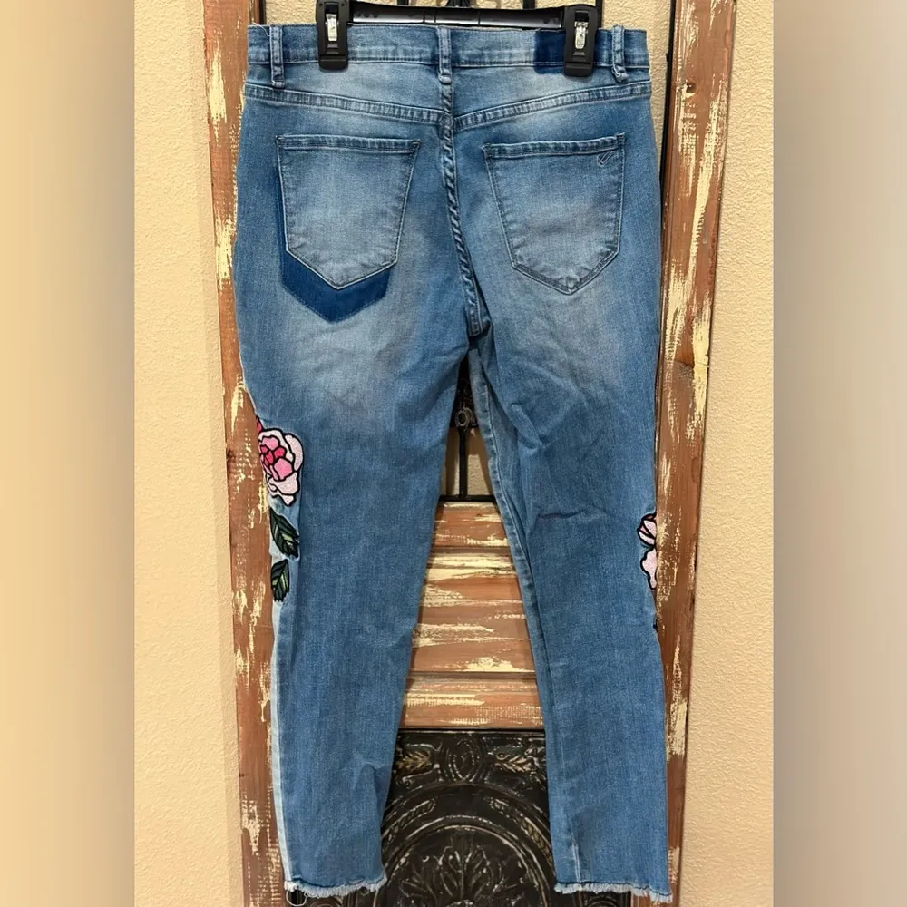 William Rast floral ankle skinny jeans - Image 2