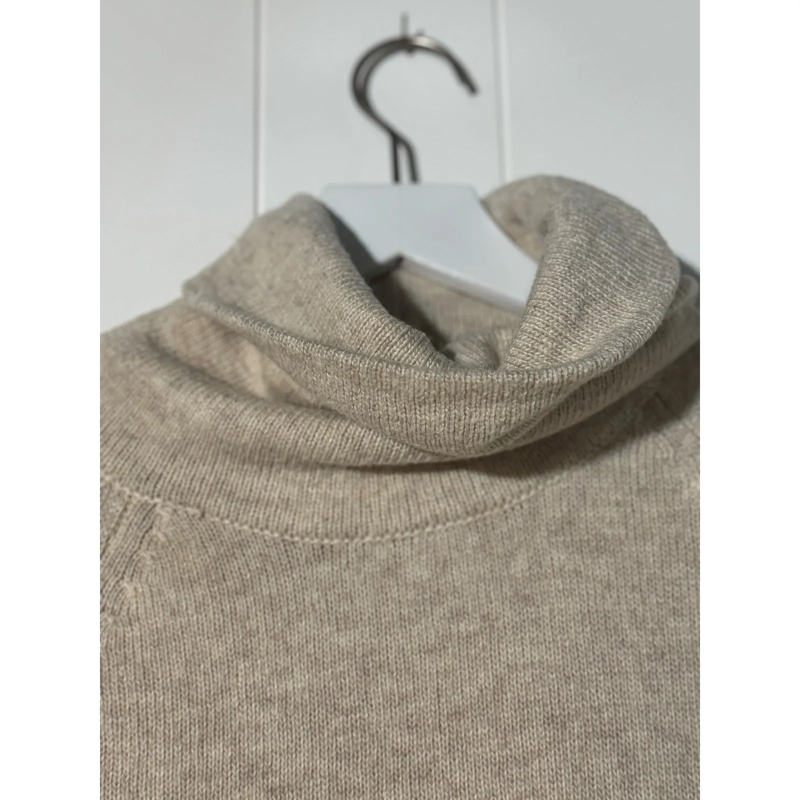 Newbury Kustom S/M Cowl Neck Tunic Sweater Oatmeal Wool Blend Ribbed Knit Slits - Image 8