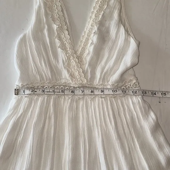 ILLA ILLA Deep V Neck Dress NWT, Size Small - Image 5