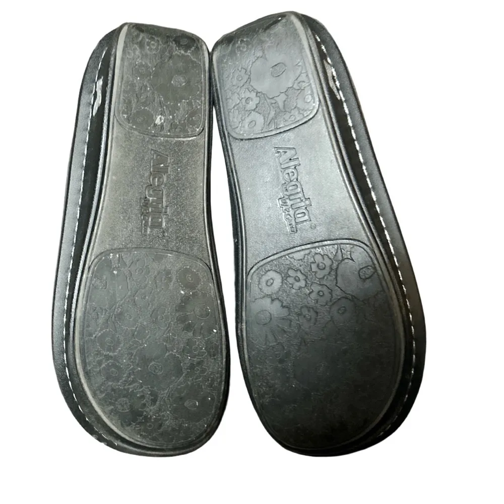 Alegria Women's  Mary Jane Shoes Size 8.5 Silver - Image 3