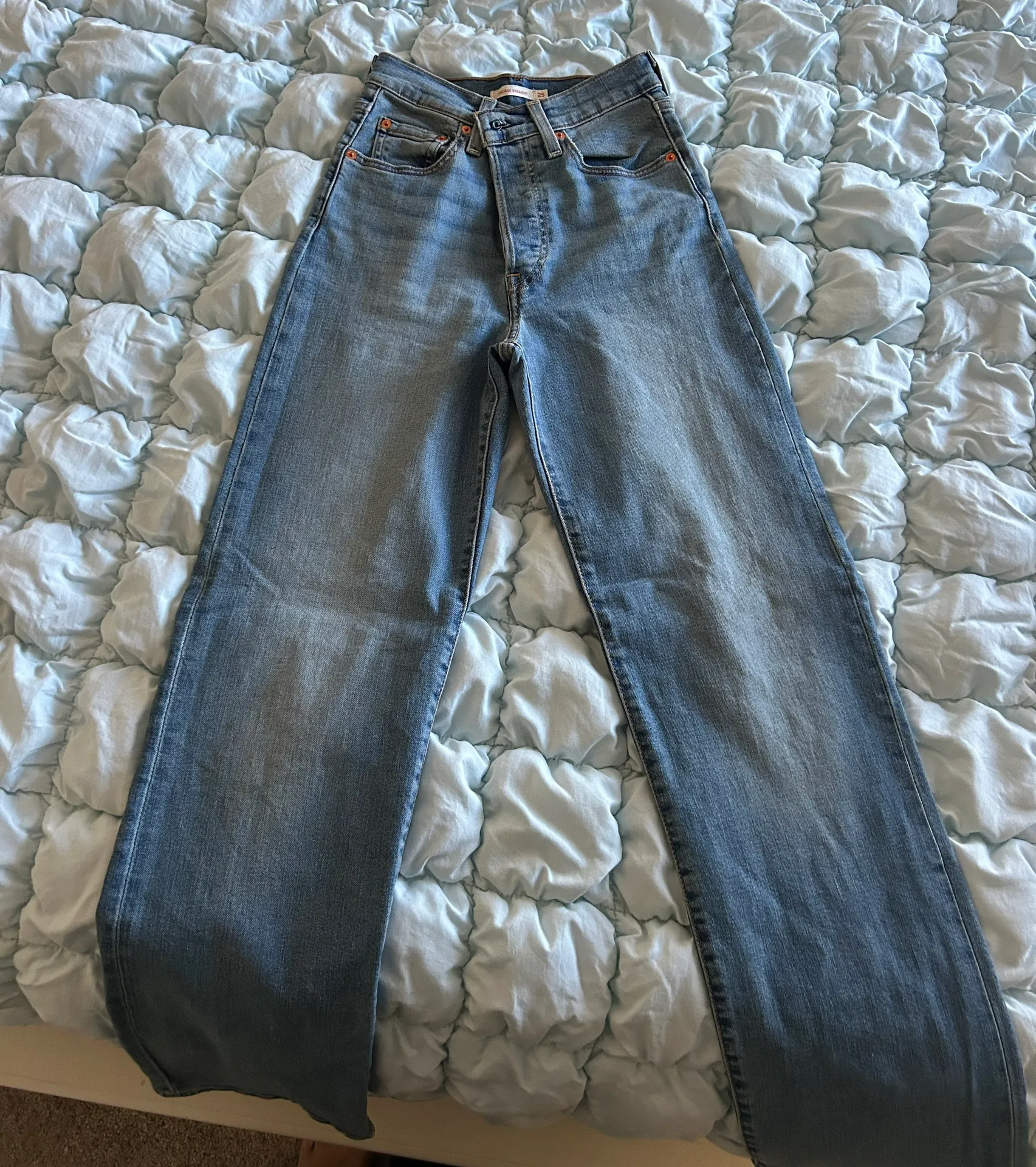 Levi’s Ribcage Straight Jeans - Image 3