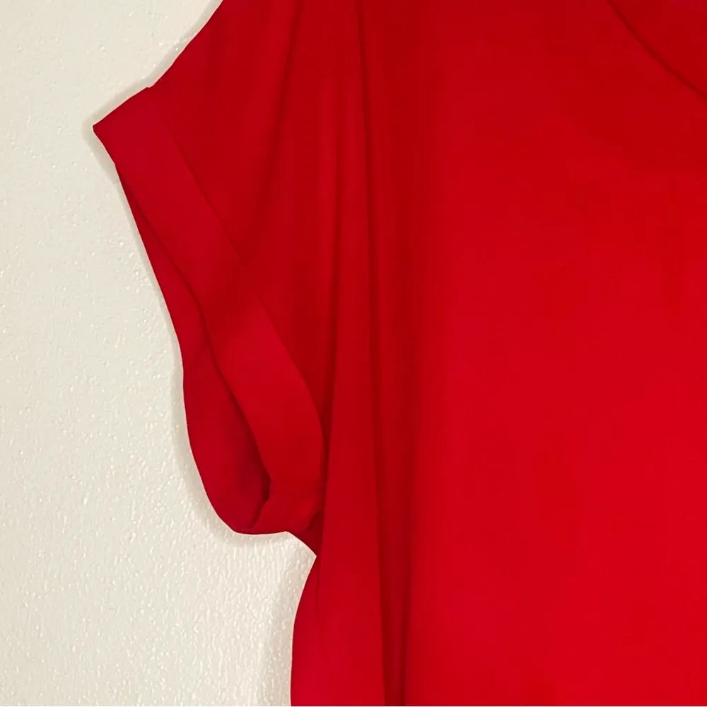 Pleione  red capped short sleeve flowy blouse - Image 4