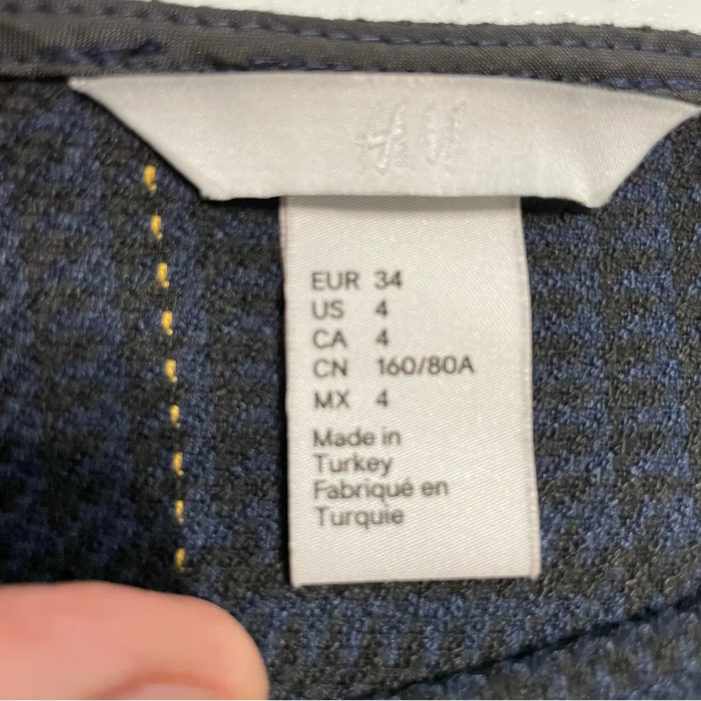 H&M Blue Black Plaid Ruffle Fringe Sleeve Size Boat Neck Top Shirt Size 4 - Image 7