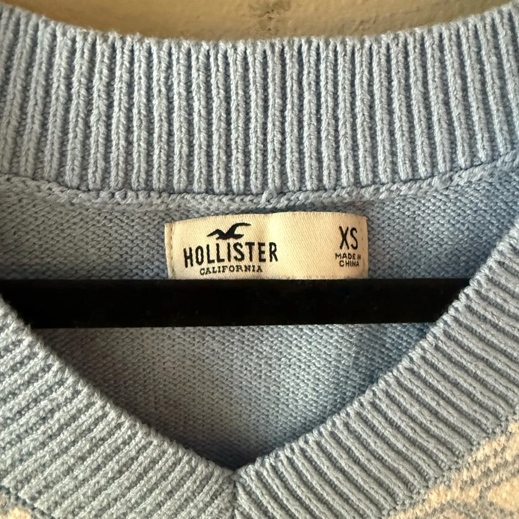 Hollister California Blue And White Sweater V-Neck Vest XS NWOT - Image 5