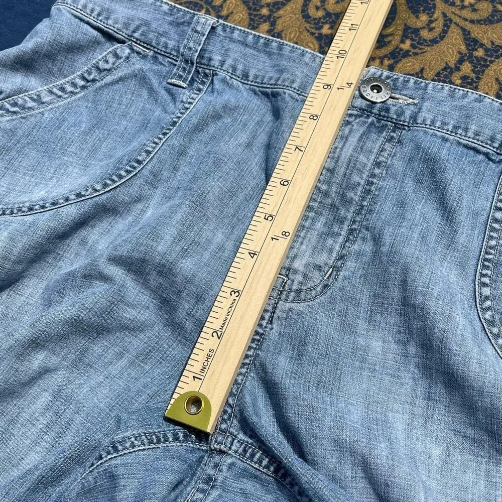 Tommy Hilfiger size 14 vintage  100% cotton  shorts. - Image 6