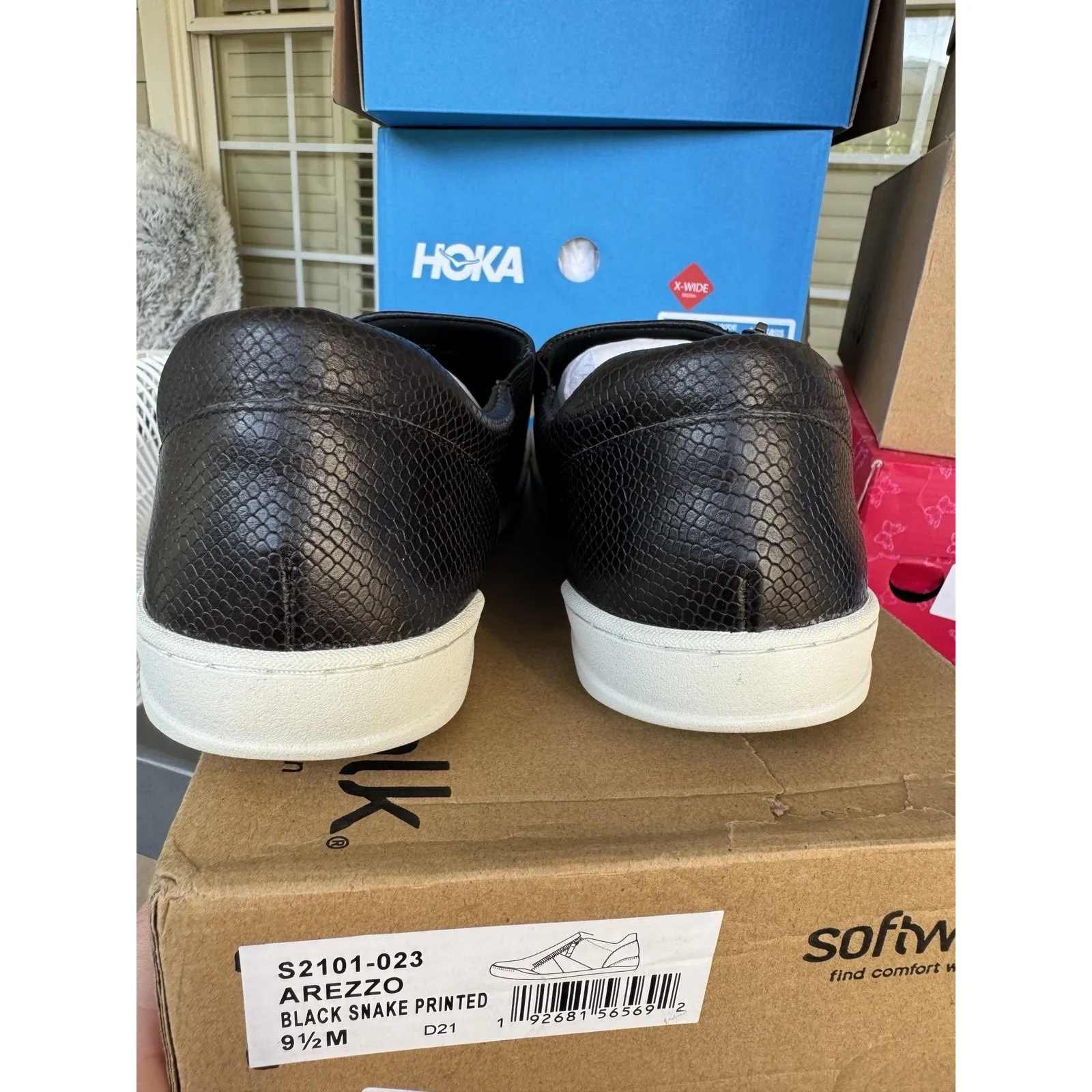 Softwalk Arezzo Women's Shoe Black Leather Slip On Zip Comfort Sneaker Size 9.5 - Image 5