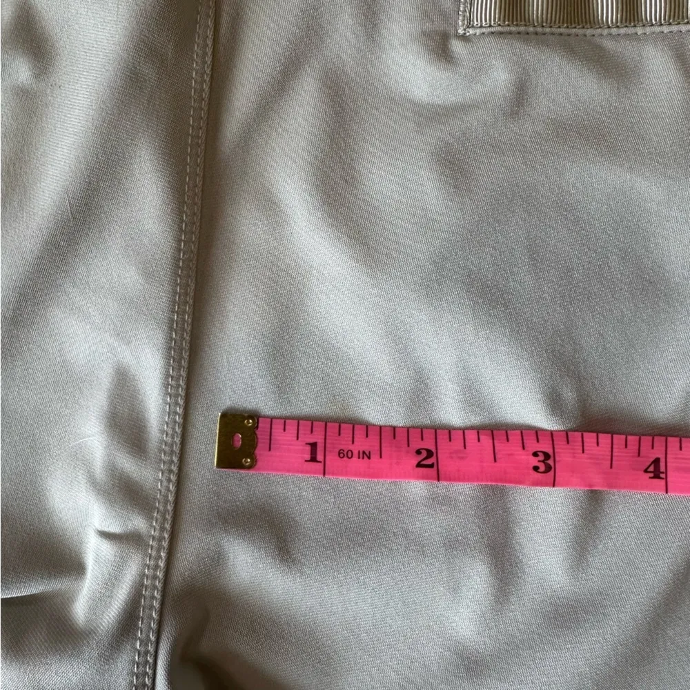 Lululemon Women’s Club golf Short size 4 in Mojave Tan W7796S Bermuda 9” inseam - Image 14