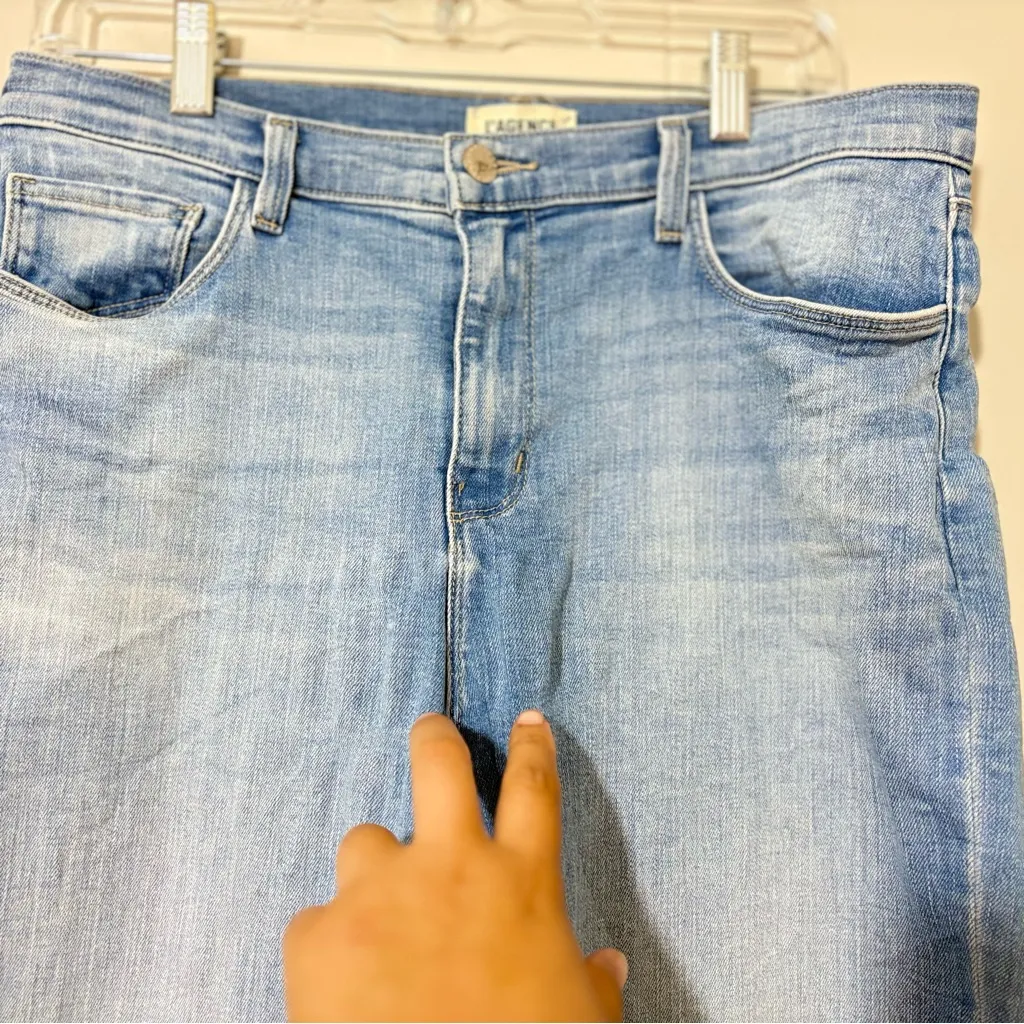 L'Agence Jeans Sada Light Wash Blue Raw Hem High Rise Slim Cropped Size 31 - Image 2