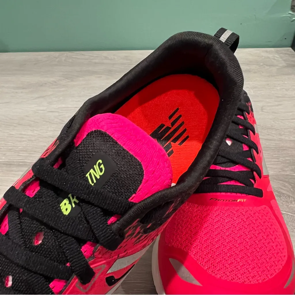 New Balance Women's Fantom Fit Athletic Running Shoes in Neon Pink and Black - Image 11