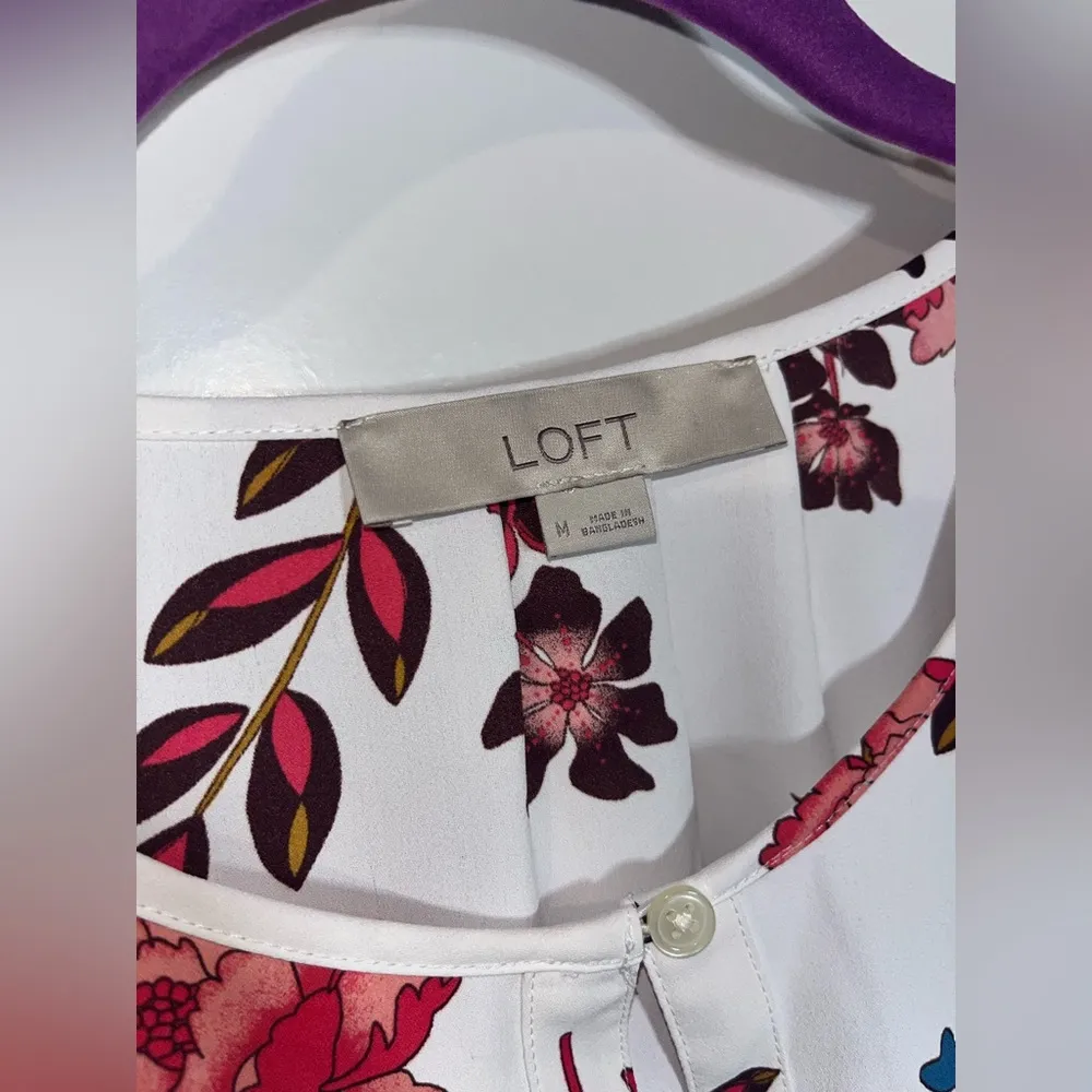 Ann Taylor LOFT  Top White Floral Print Blouse Keyhole Bell Sleeve Pink Red Med - Image 16