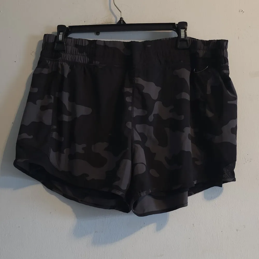 Mondetta Luxury Black - Image 2