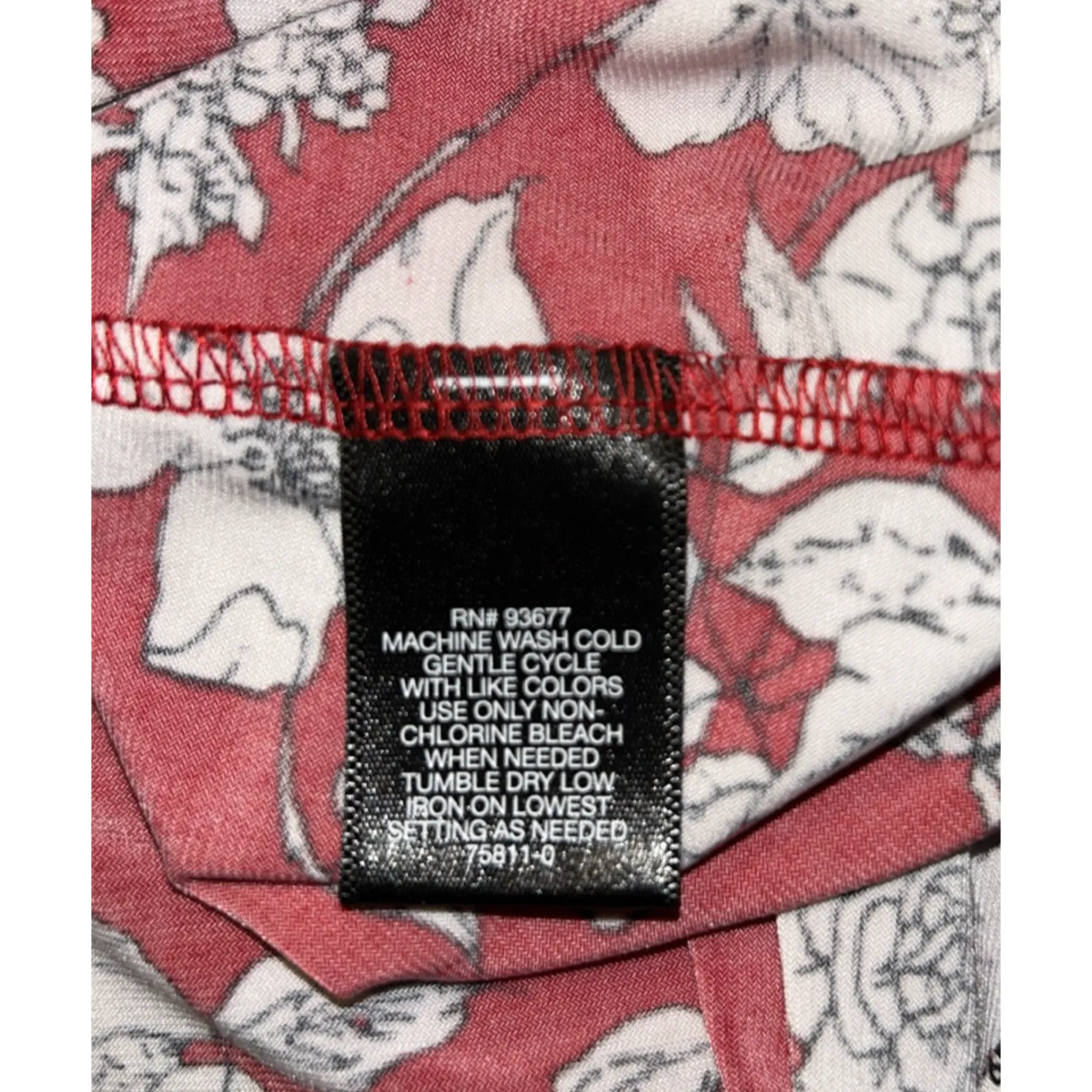 LIZ CLAIBORNE Career Med Liquid Jersey Top Red Floral Stretch Beach Resort Vacay - Image 8