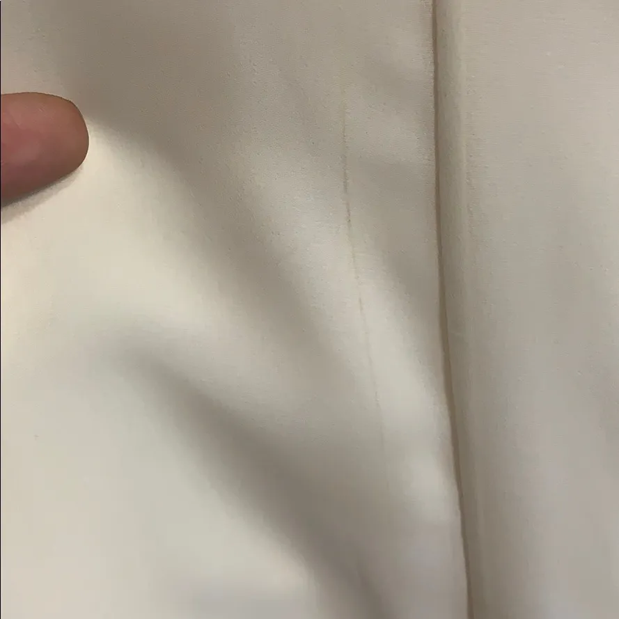 Size16 ivory one shoulder formal dress Size 16 - Image 7