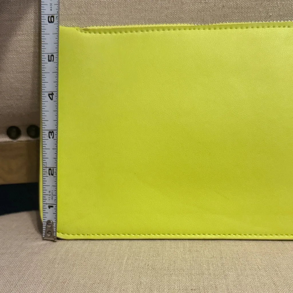 Steve Madden Large Lime Green Wristlet/Clutch - Image 3
