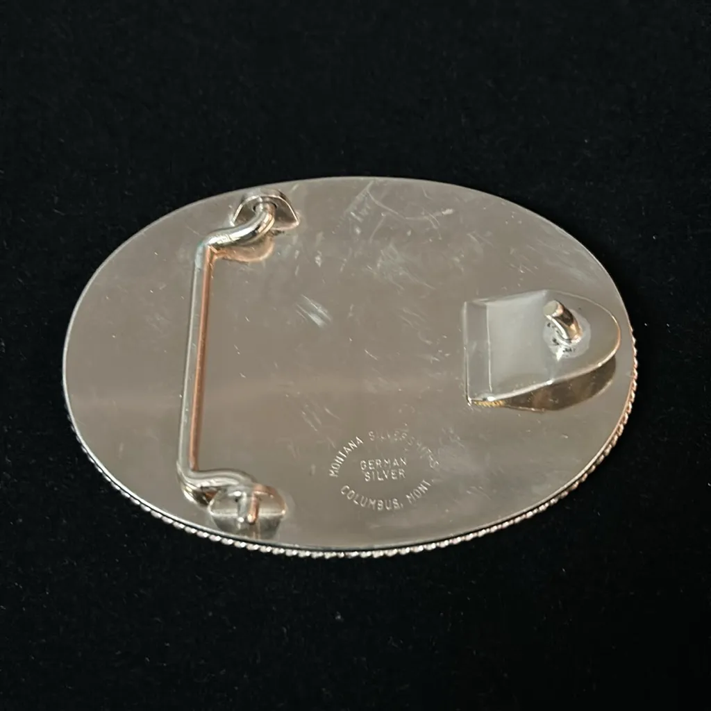Montana Silversmiths oval western belt buckle engraved with Pearle and filigree Silver - Image 4