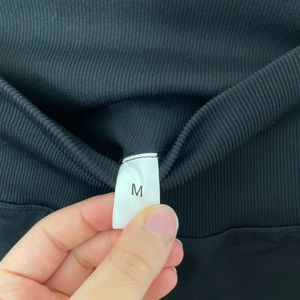 Woman’s Black Leggings booty scrunch - Image 4