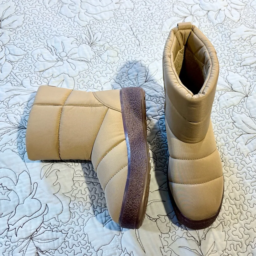 MADEWELL The Toasty Puffer Water Resistant Cozy Boot in Olive Surplus Sz 6💛 - Image 2