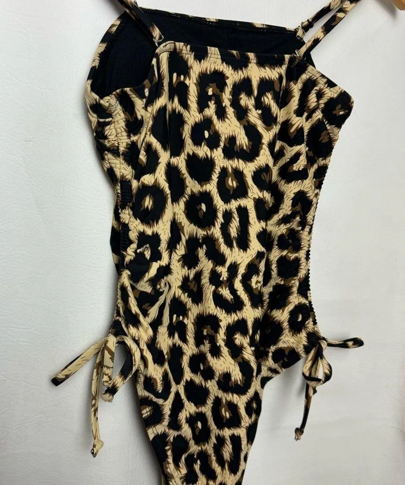 Leopard Print one Piece Swimsuit with high thigh and cheeky bottom Small NWOT Brown - Image 6
