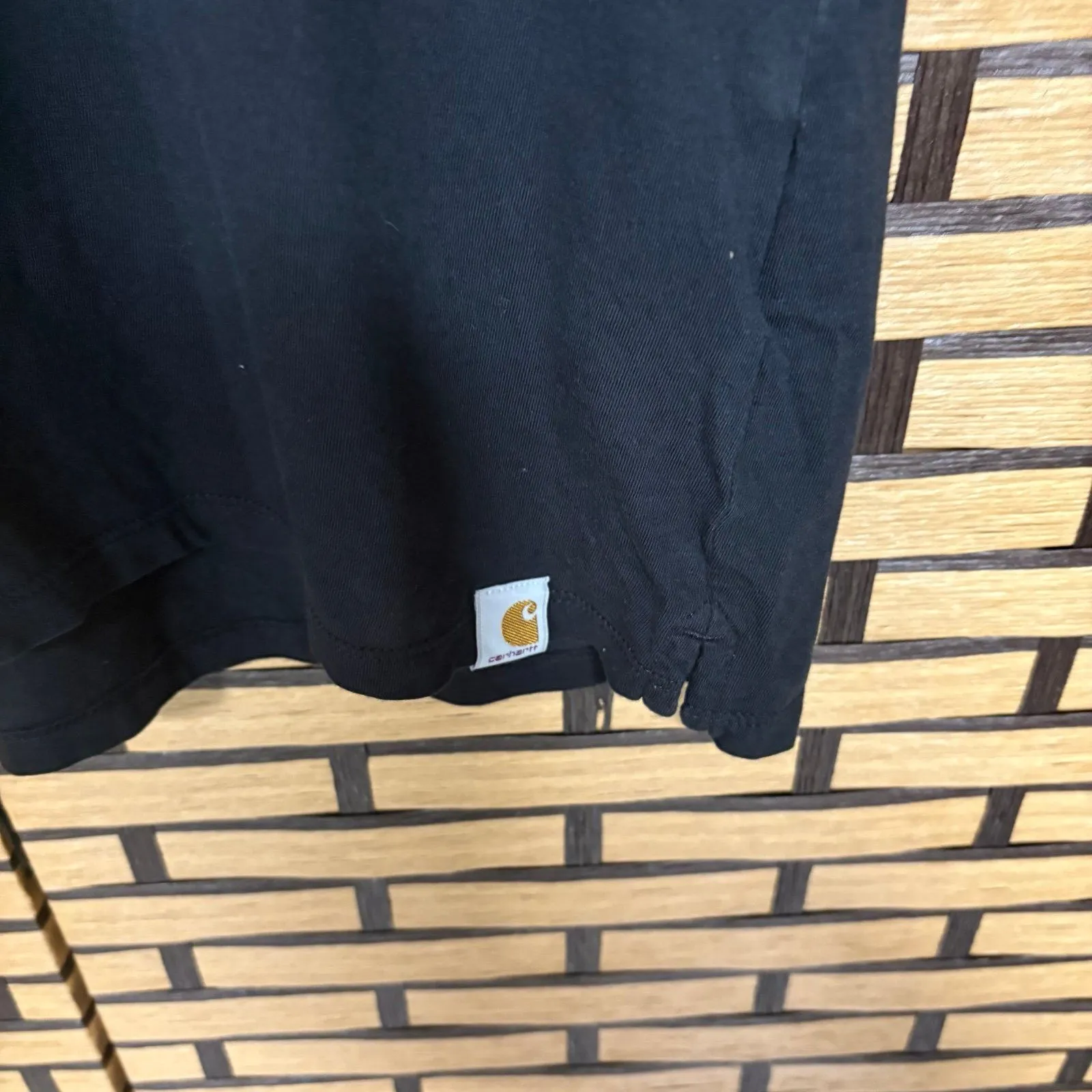 Carhartt Black V Neck Tee Size‎ Large - Image 3