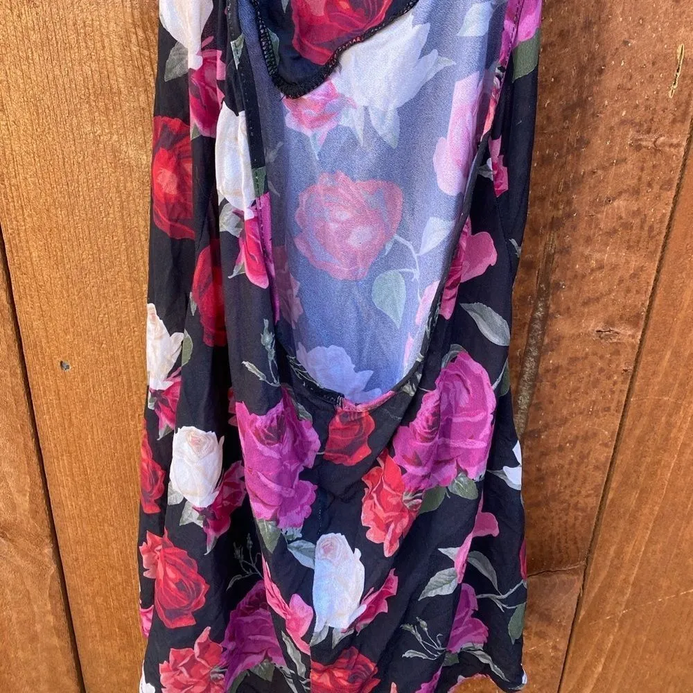 Beach Bunny Her Majesty‎ Floral Beaded Coverup - Image 6