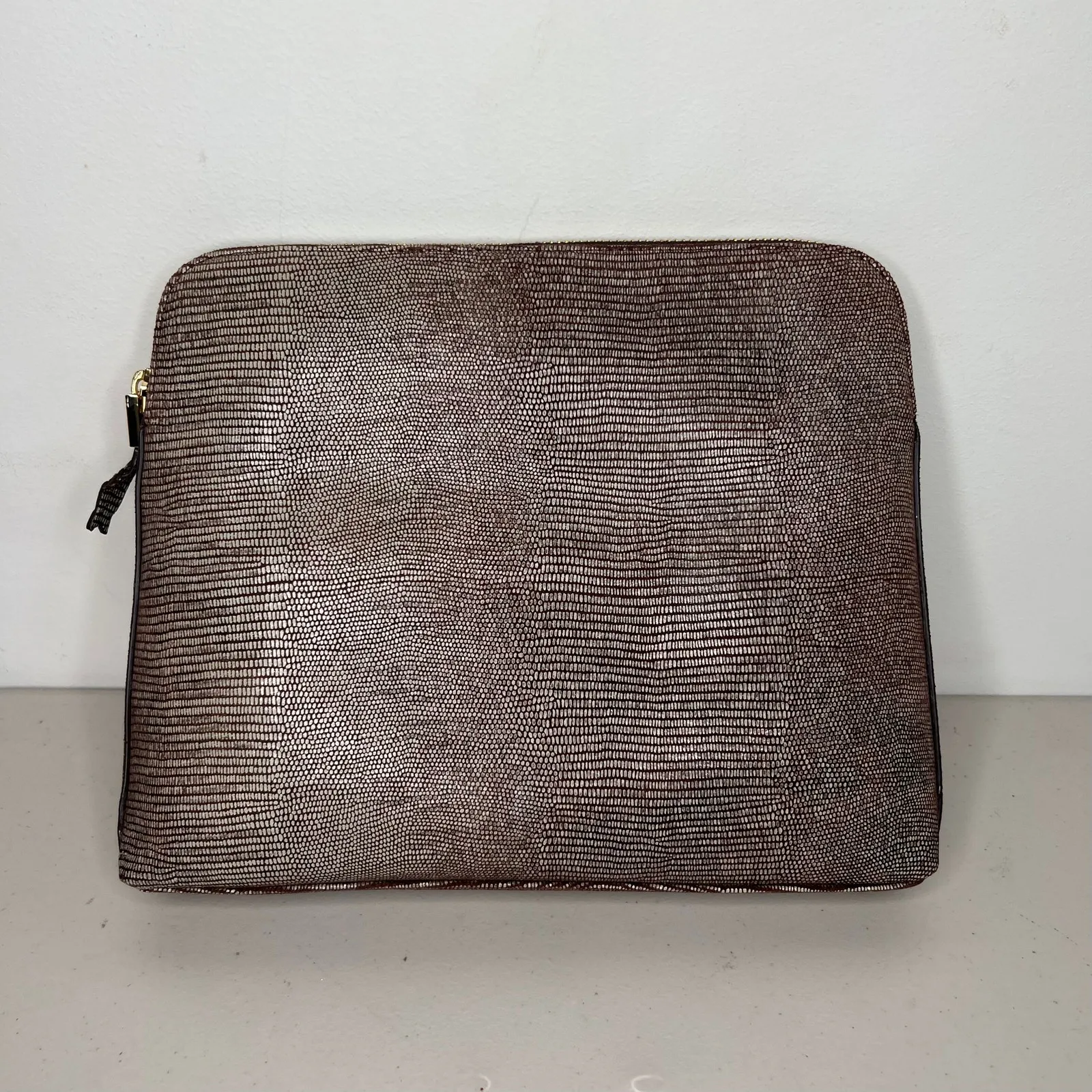 India Hicks Brown Island Gecko Leather Zip Clutch Bag - Image 4