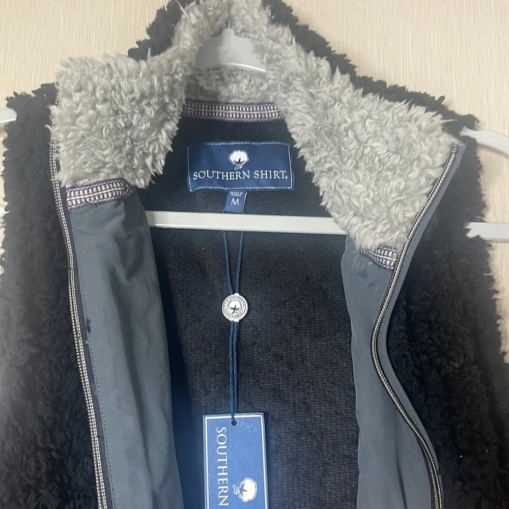 Southern shirt cotton black gray Sherpa vest medium NWT - Image 3