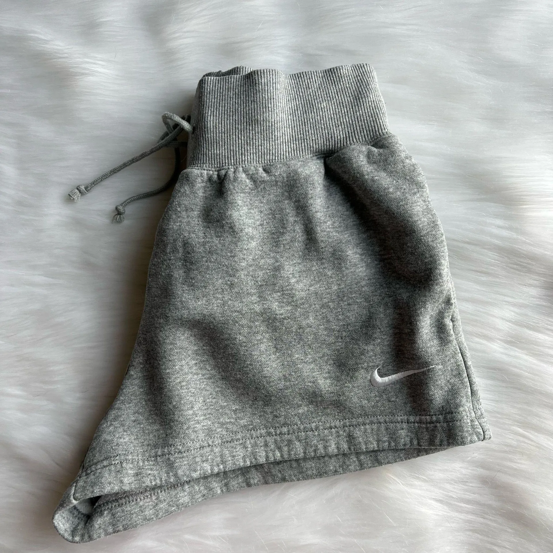 Nike Shorts - Image 4