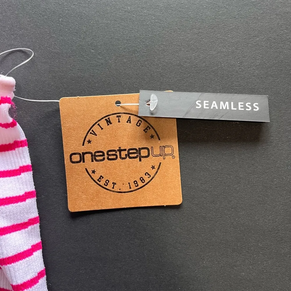 ONE STEP UP Seamless High Neck Ribbed Stretch Tank Top Women’s Sz L/XL. NWT Pink Size L - Image 5