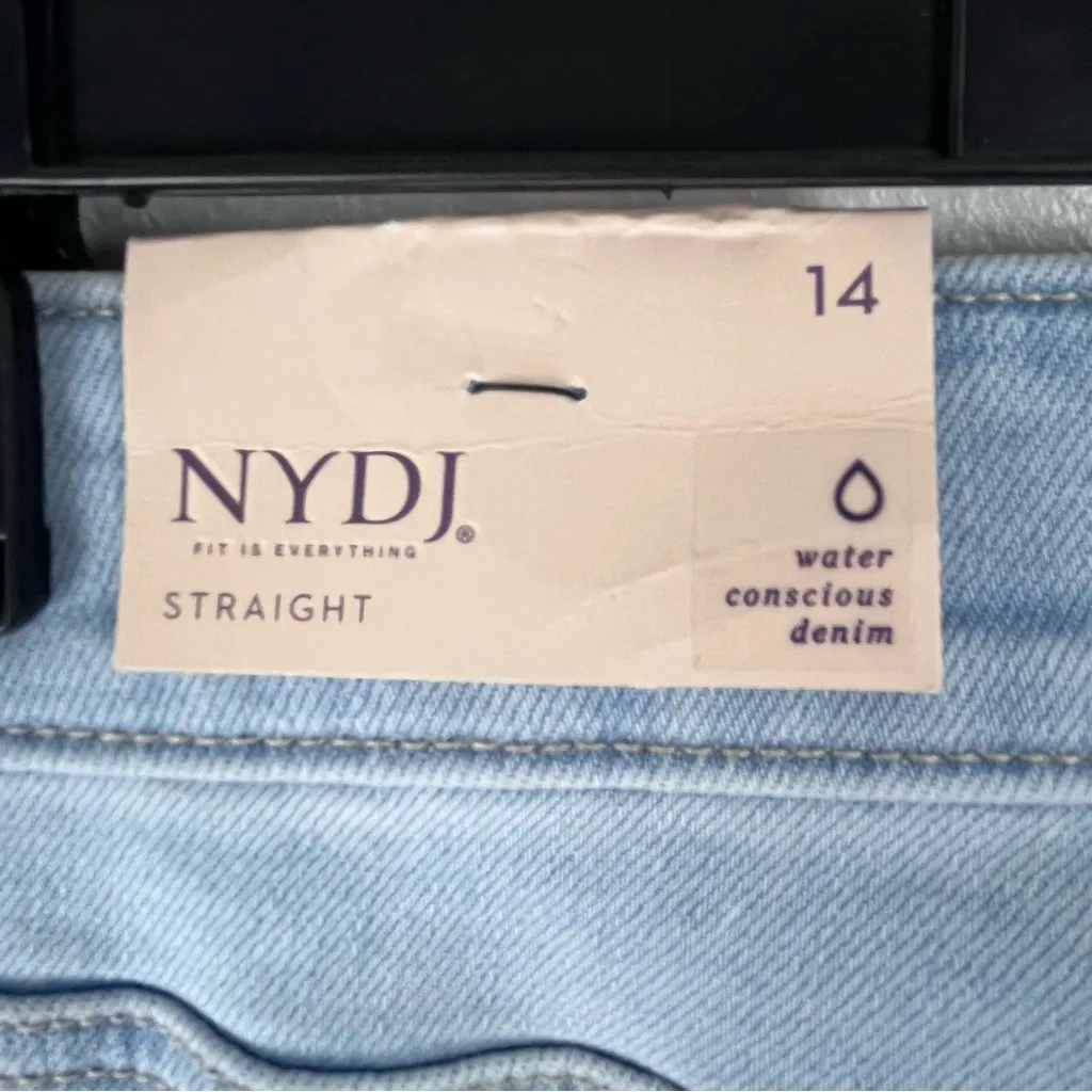 NYDJ Lightwash Marilyn Straight High Rise Lift Tuck Technology Crop Jeans 14 - Image 10