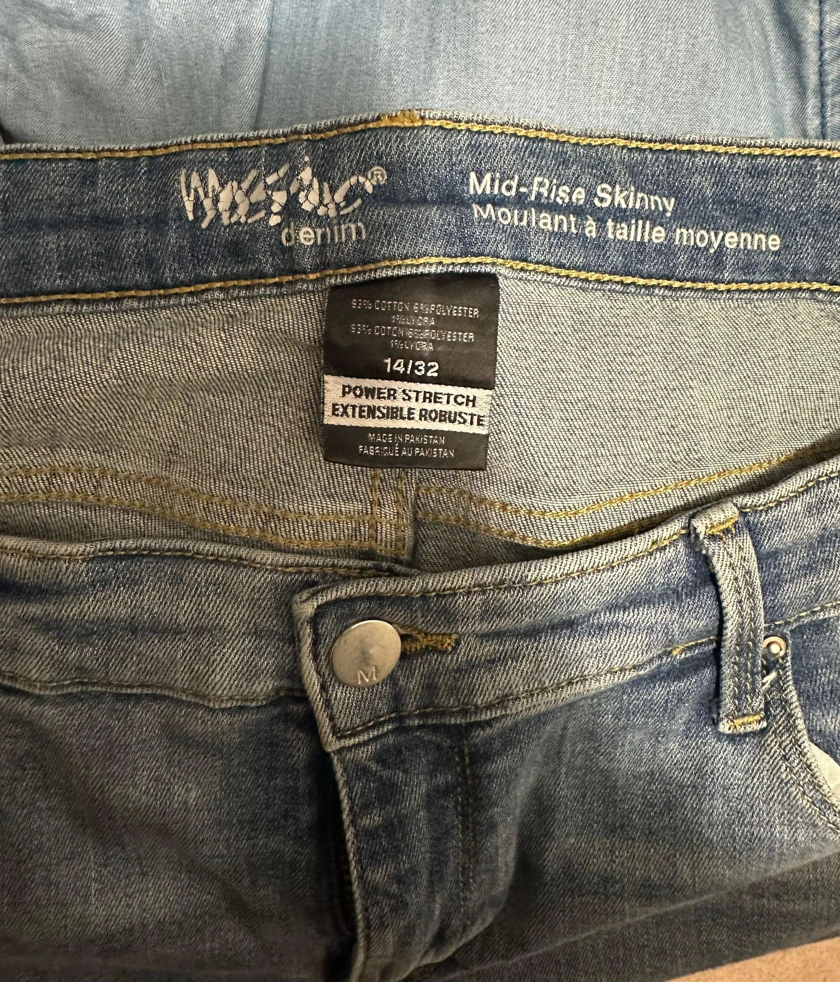 Mossimo Supply Co Skinny Jeans - Image 3