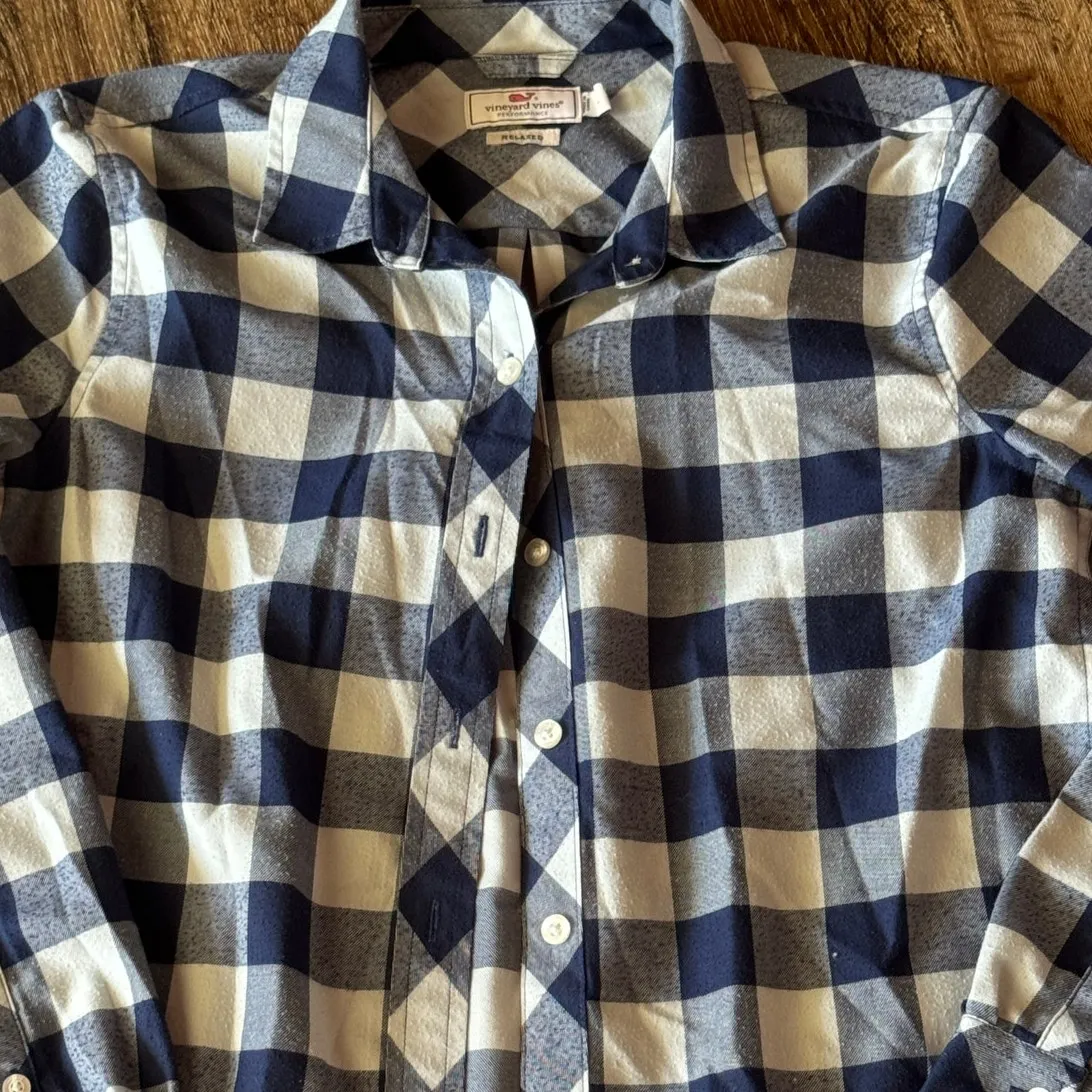 Vineyard Vines Womens Flannel Button Up Shirt Size 4 - Image 3