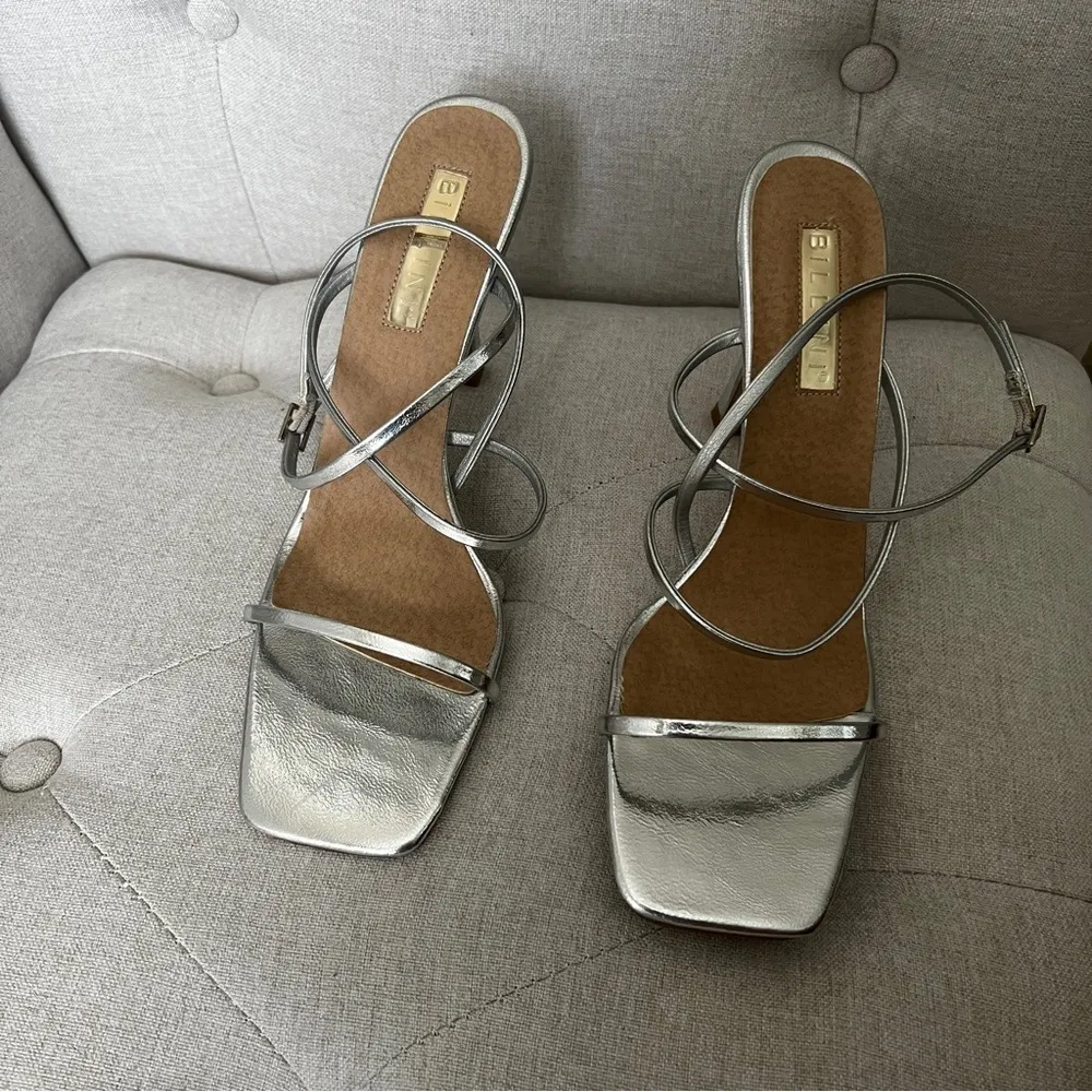 Billini NIB Silver metallic Bentley heels size 10 - Image 5
