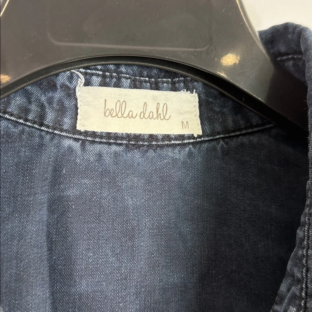 Bella Dahl  plaid button down shirt size medium - Image 3