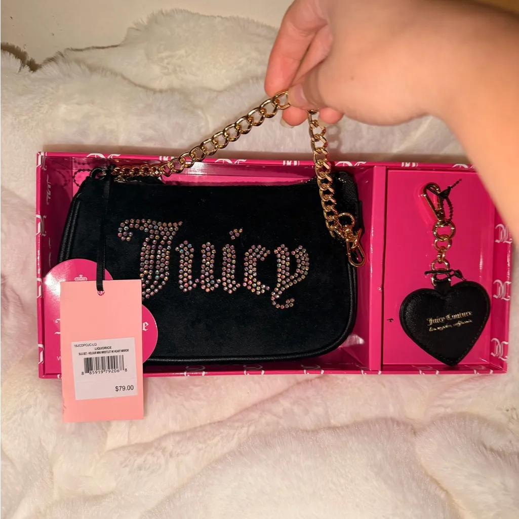 Juicy Couture Black and Gold Shoulder Bag - Image 2