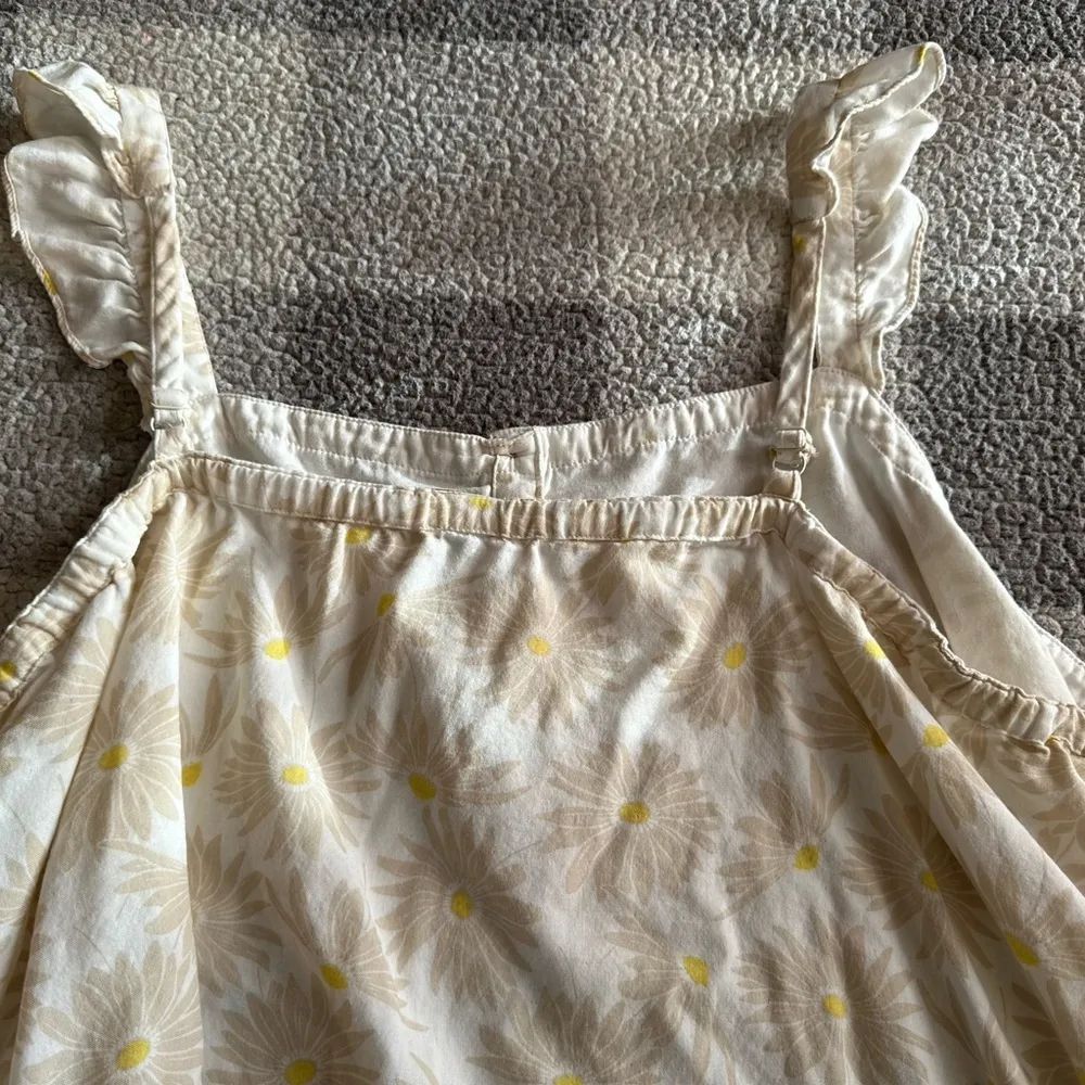 Torrid - Double Gauze Ruffle Button Front Tank Top in Daisy Daydream Size 5 - Image 14