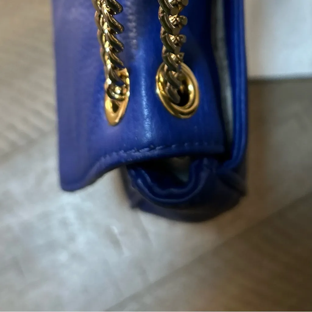 Michael Kors Jet Set Chain Shoulder Bag; electric blue - Image 16