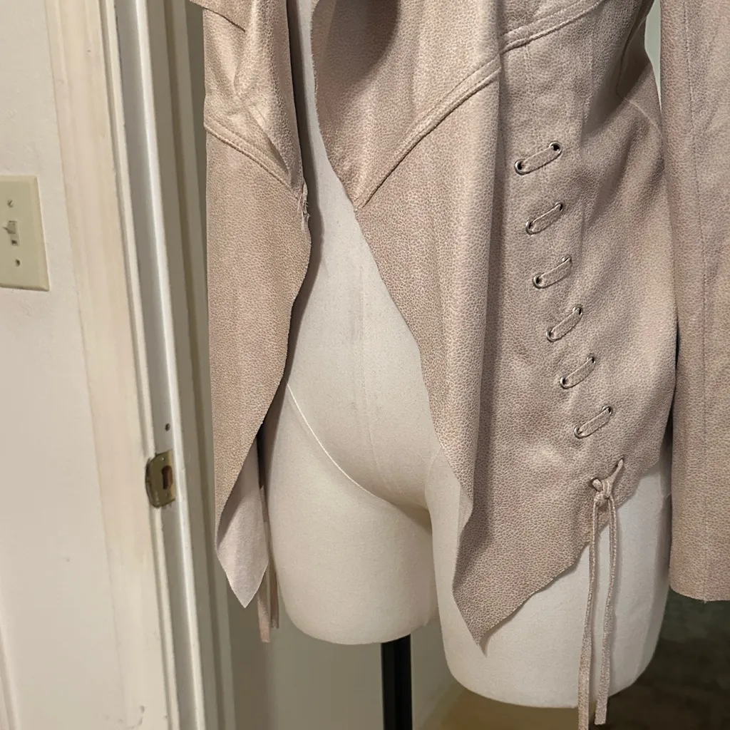 Faux Suede Creamy Rose Shiny Crackle Drapey Jacket Size 2 - Image 3