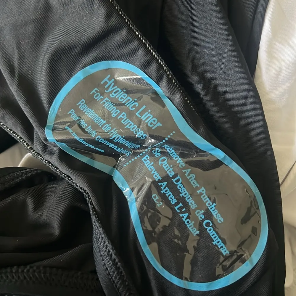 DKNY Stretch Convertible Mod. Coverage Cutout Bandeau One Piece Swimsuit Size 16 - Image 7